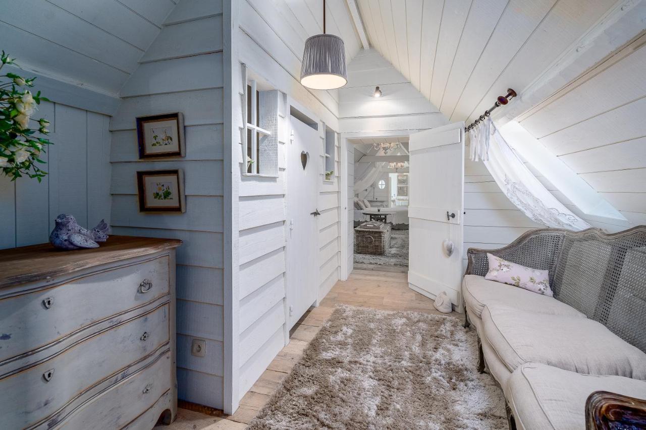 Guesthouse B&B De Loverlij Varsenare Eksteriør bilde